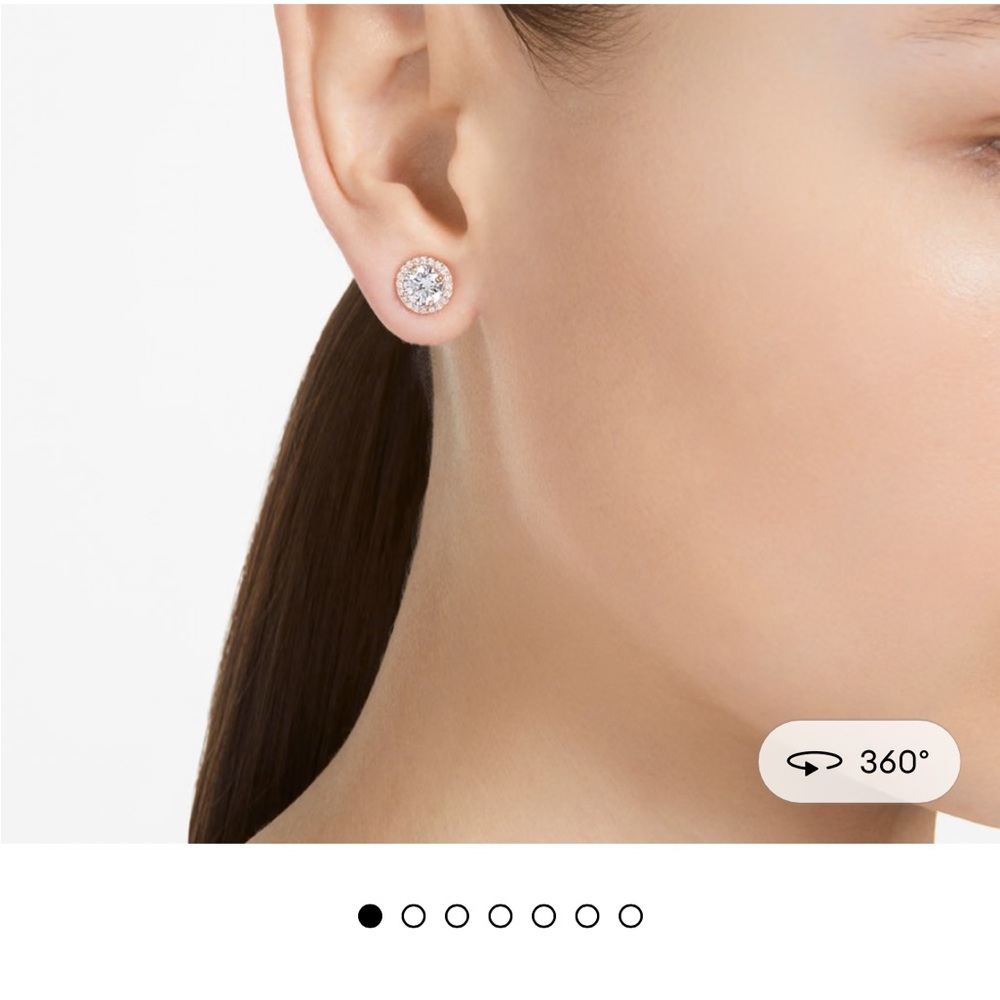 Swarovski Elegant rose gold Stud Earrings
